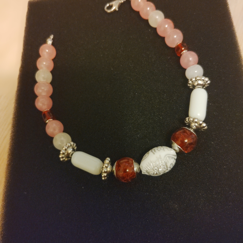 Elegant Pink and White Beaded Bracelet